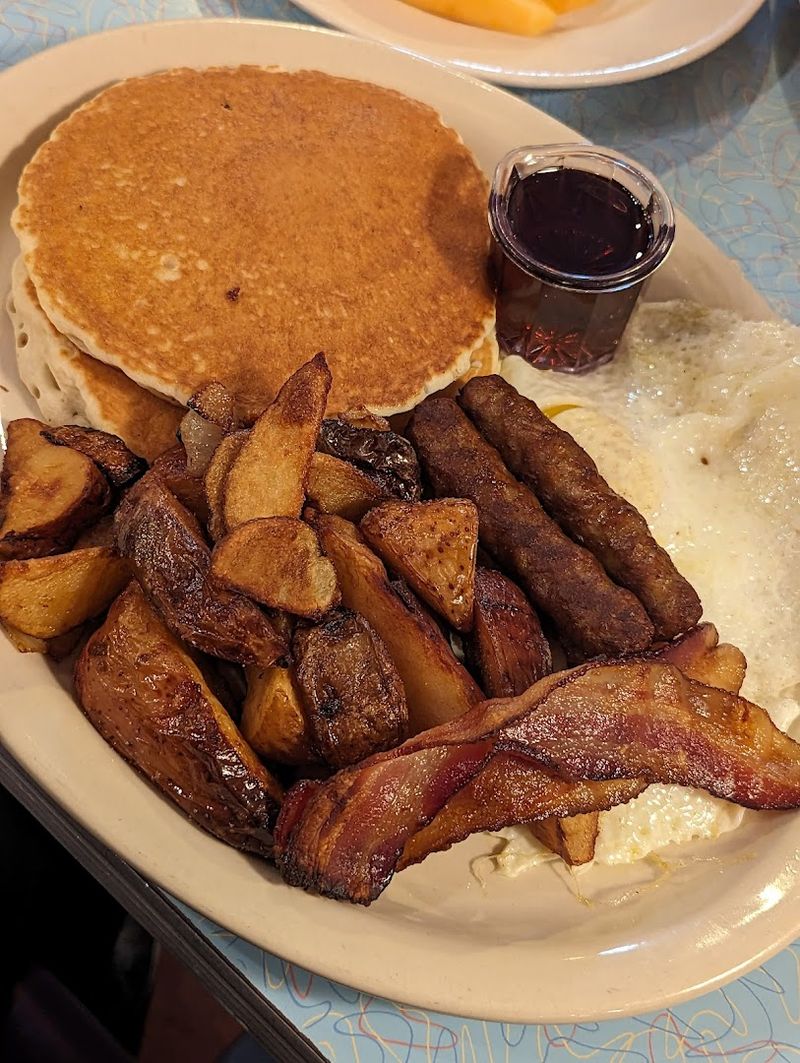All-Day Breakfast That Actually Delivers On Its Promise