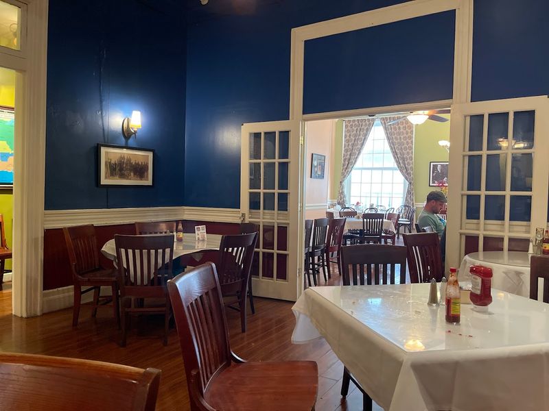 What Makes This Place A Downtown Nashville Staple