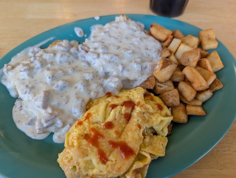 Biscuits And Gravy Done Right