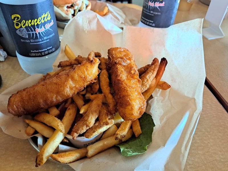 Fried Seafood That Earns Every Bit Of The Hype