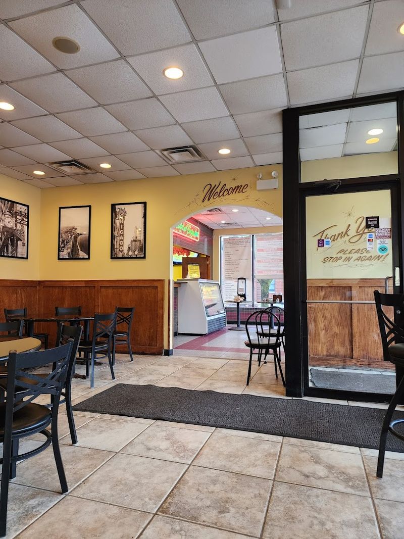 A Casual Pizza Stop With Plenty Of Energy