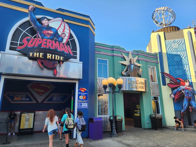 Superman The Ride And Wicked Cyclone Earn Their Reputations