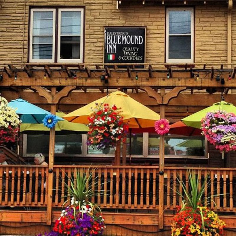 Balistreri's Bluemound Inn Has Old-School Milwaukee Charm