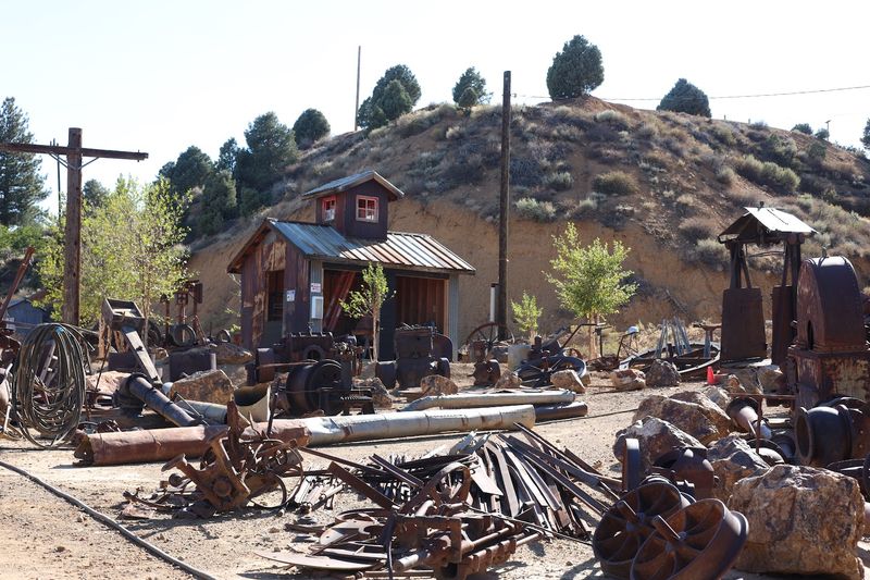 The Chollar Later Merged With The Potosi Mine