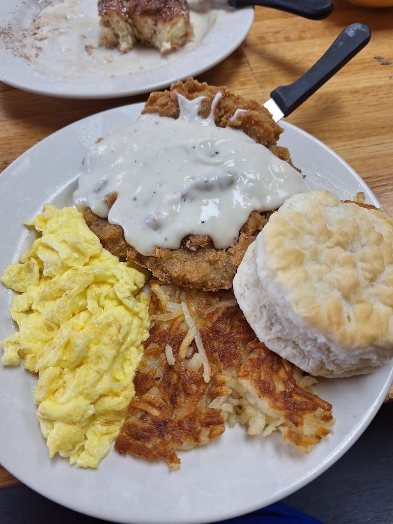 The Breakfast Menu That Keeps People Coming Back