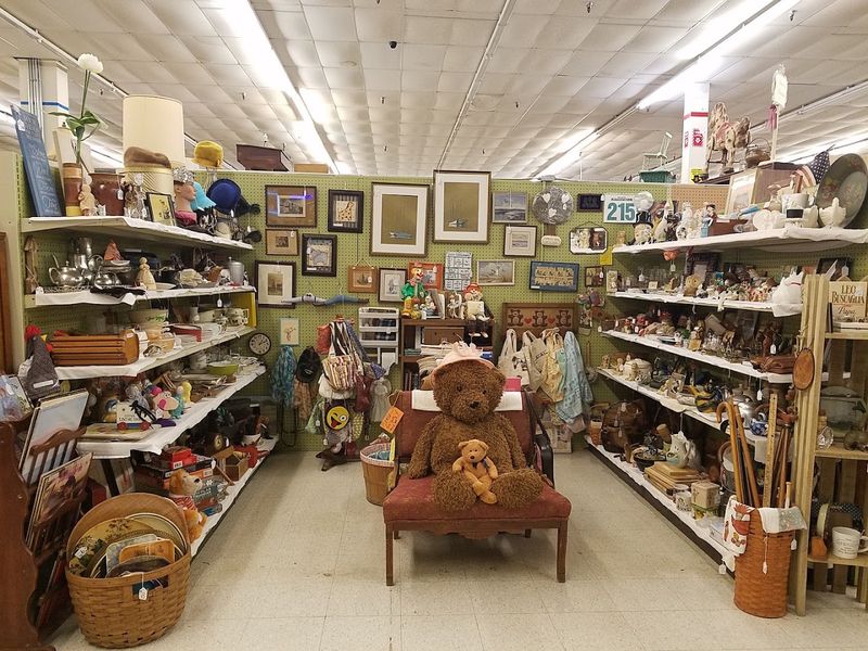 Rare Vintage Furniture And Decor Selections
