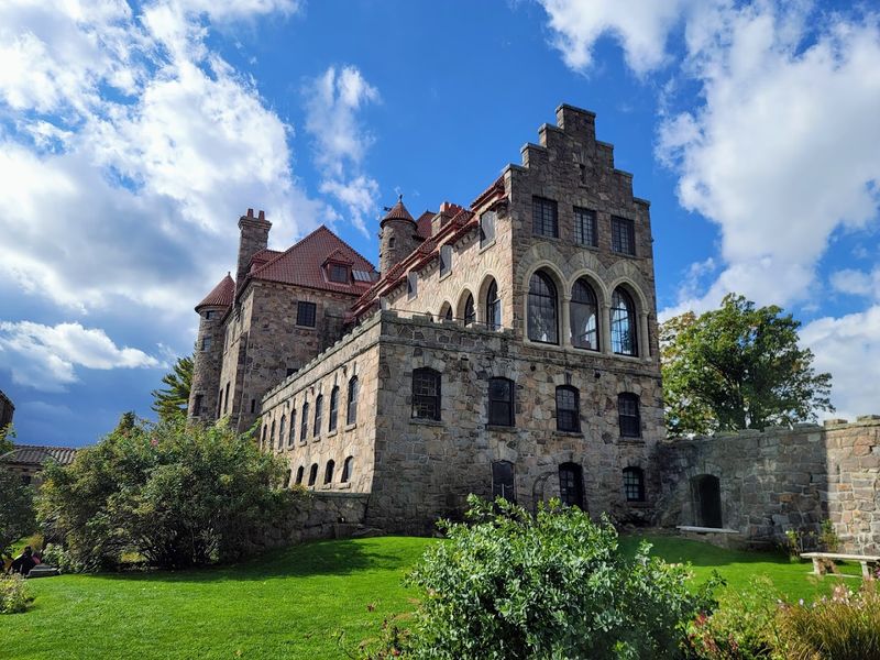 Architectural Features Of Medieval Castles