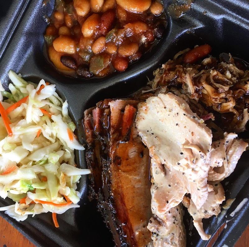 A BBQ Spot That Earns Its Name Before You Even Walk Through The Door