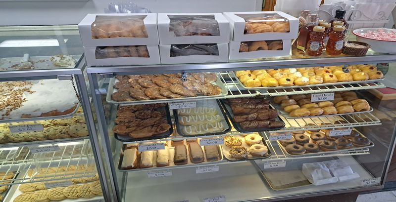 A Bakery That Rewires Your Road Trip Priorities