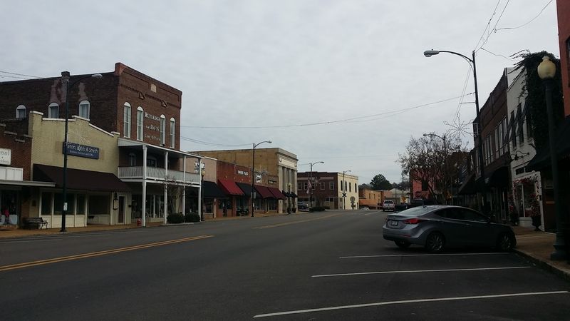 Southern Beauty That Feels Genuine