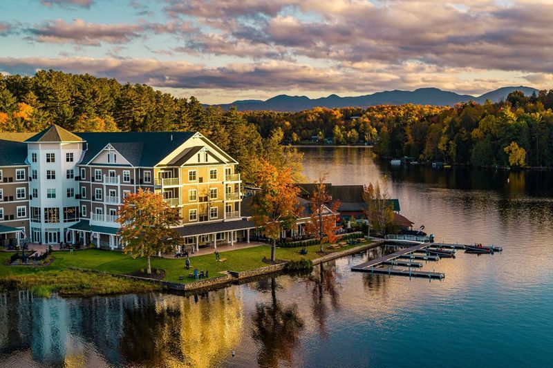 Lakeside Activities For Relaxed Vacations