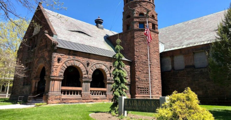 This Picture-Perfect Vermont Town Is Beautiful Affordable And Everything People Are Looking For