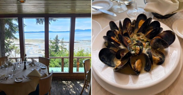 This Tiny Town In Washington Has A Seafood Spot Locals Cannot Stop Visiting