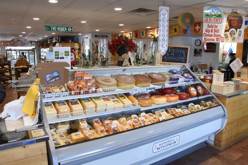 A Monroe Cheese Store That Feels Made For A Wisconsin Road Trip