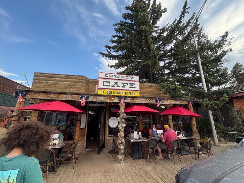 The Small-Town Cafe That Keeps Winning People Over