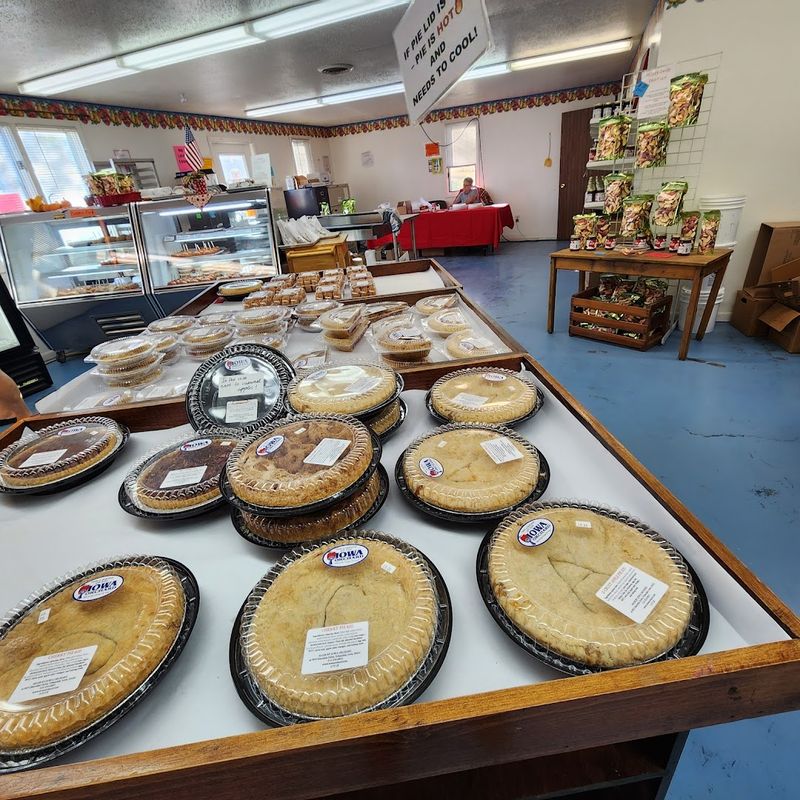Iowa Orchard And Pie Bakery