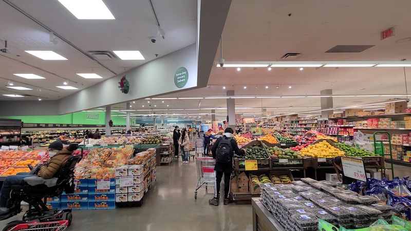 Why H Mart Long Island City Keeps People Coming Back