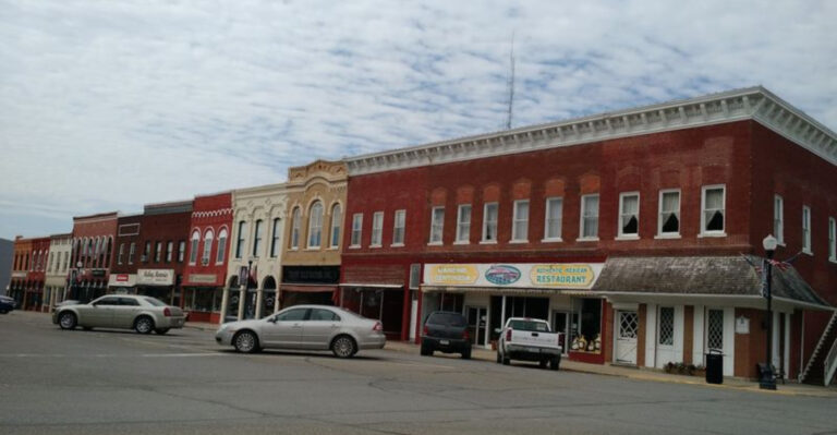 Underrated Amish Town In Iowa That Feels Authentic And Timeless