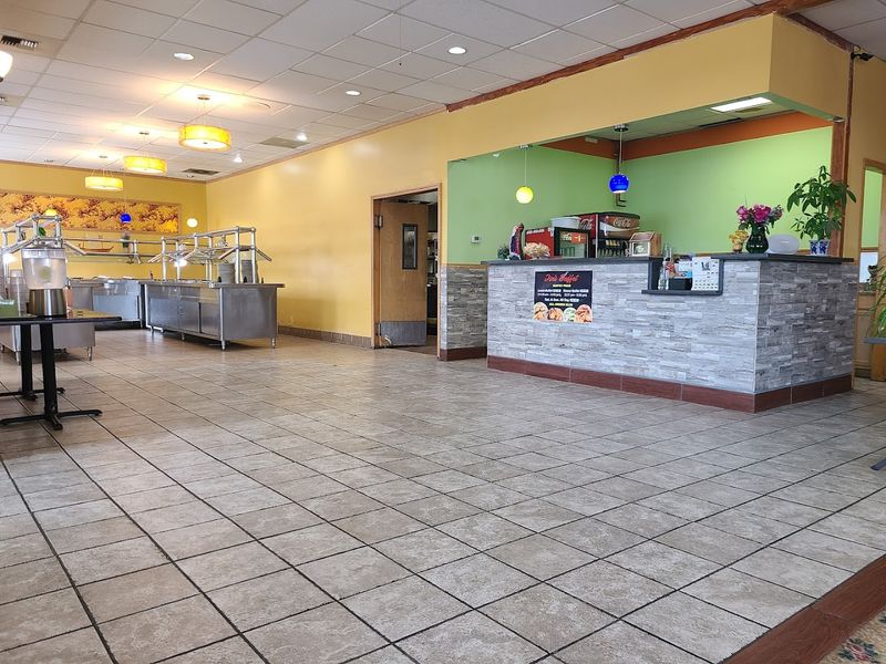 Jin's Buffet 