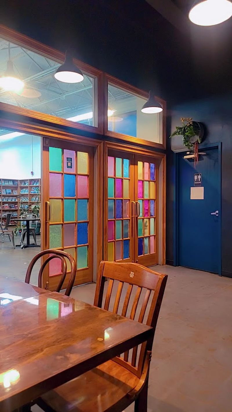 Cozy Reading Nooks For Relaxing Visits
