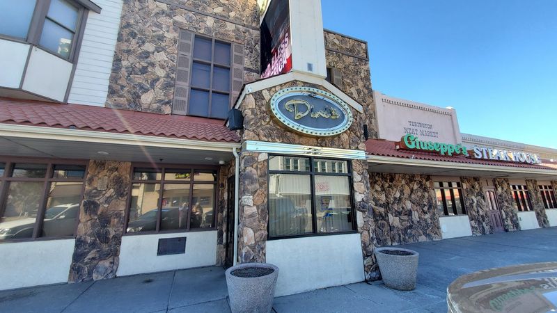 Dini's Lucky Club Restaurant, Yerington