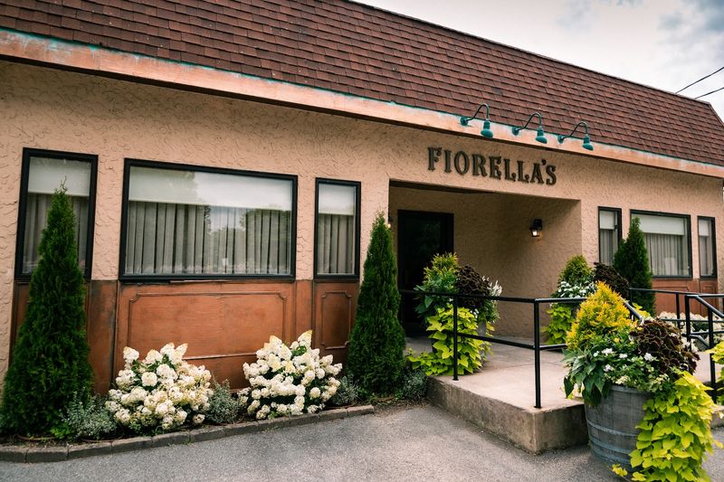 Fiorella's Cucina, Newton