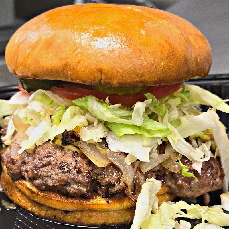 A Road-Trip Burger Stop Worth The Drive