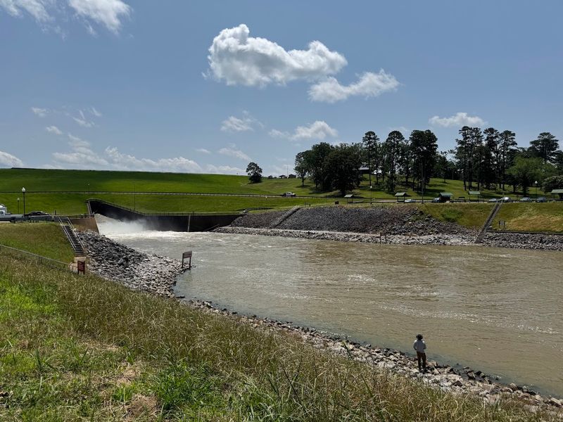Sardis Lake Spillway Campground