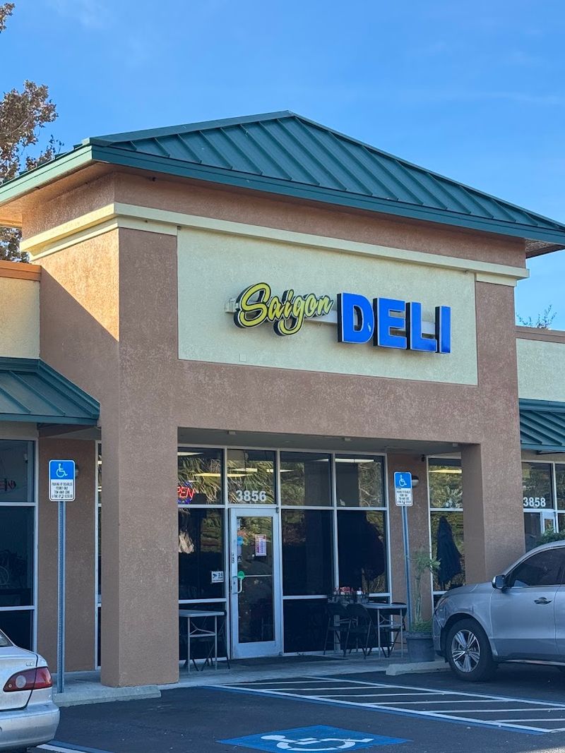 Saigon Deli
