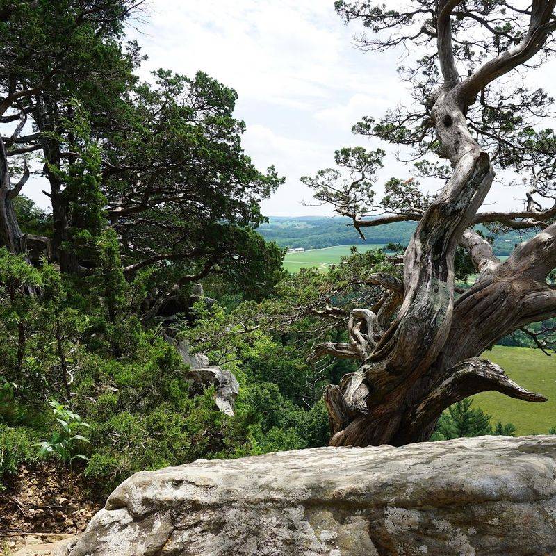 A Great Day Trip For Hikers Who Love Big Views
