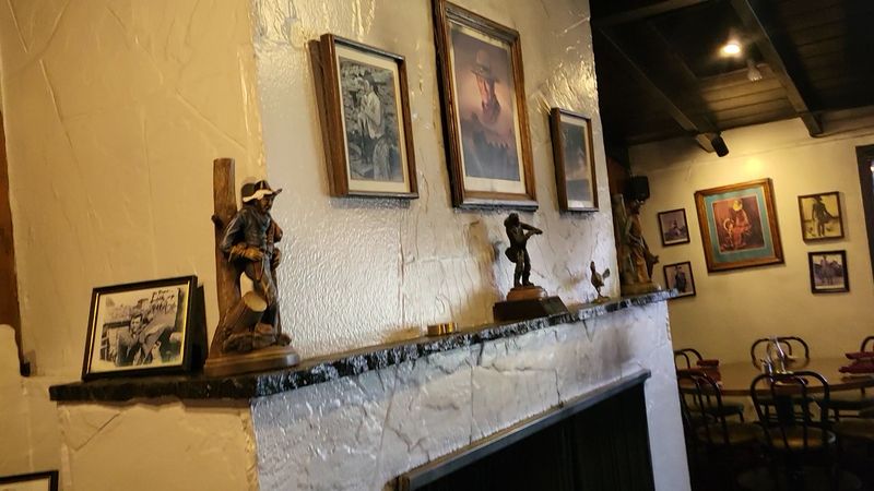 A Las Vegas Classic With Western Charm