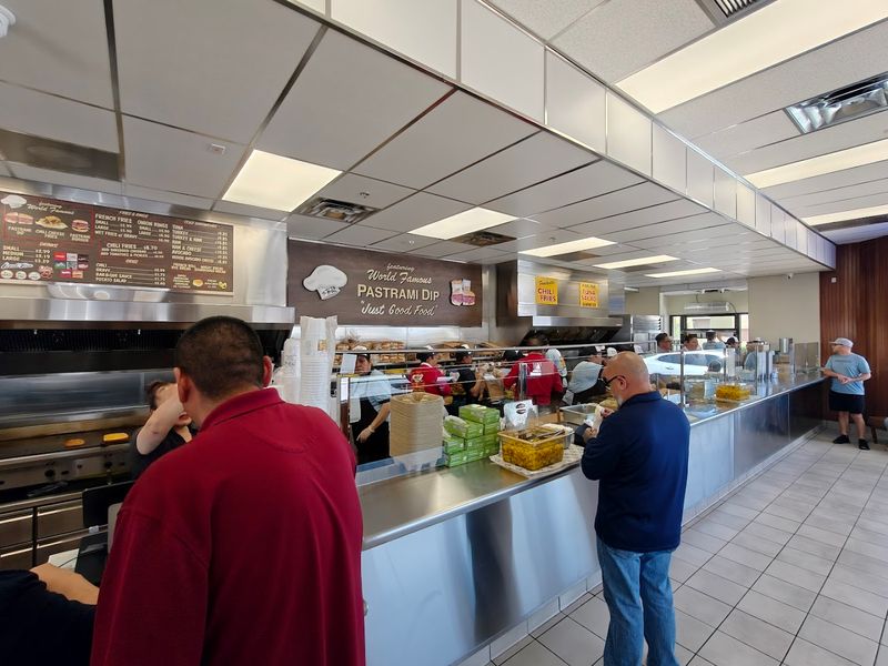 A No-Frills Spot Built Around Big Flavor