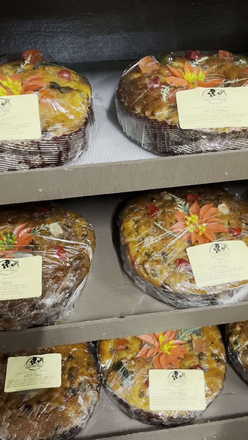 The Authentic Fruitcake You Actually Want To Eat