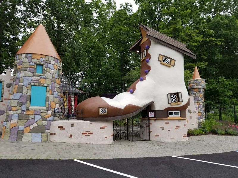 Art Installations And Sculptures
