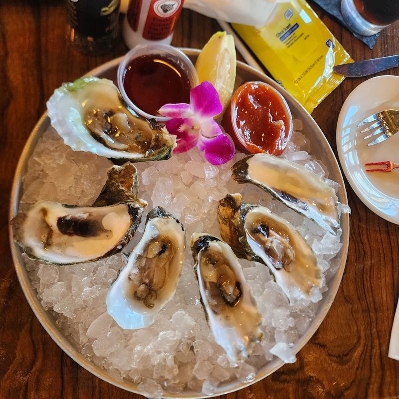 Captain Groovy's Grill & Raw Bar