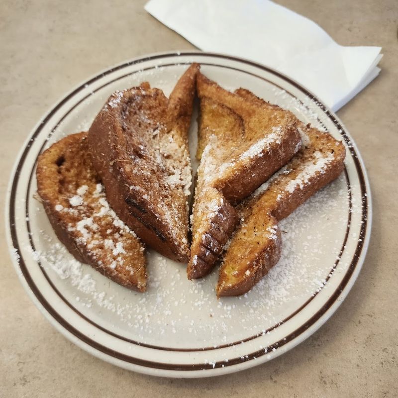 Stuffed French Toast Adds Another Comfort-Food Favourite