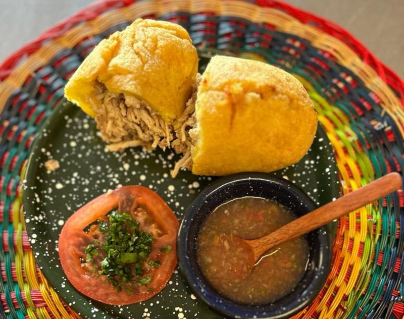 Eat Colombian Food At Los Kioskos