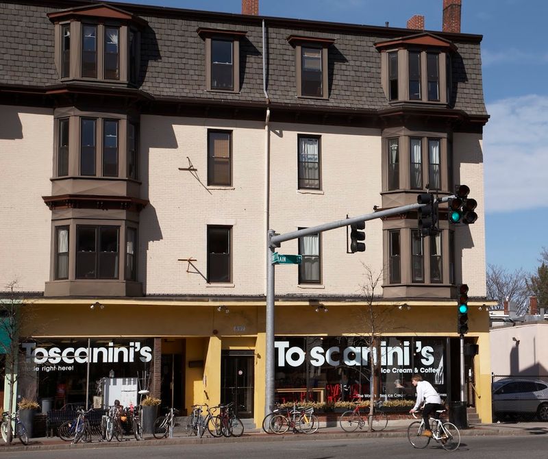 Toscanini's Ice Cream, Cambridge