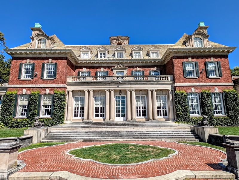 Old Westbury Gardens