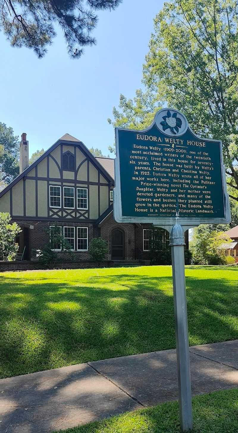 Eudora Welty House And Garden