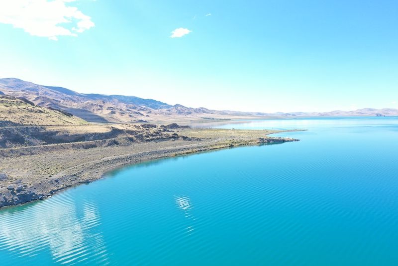 Pyramid Lake, Sutcliffe