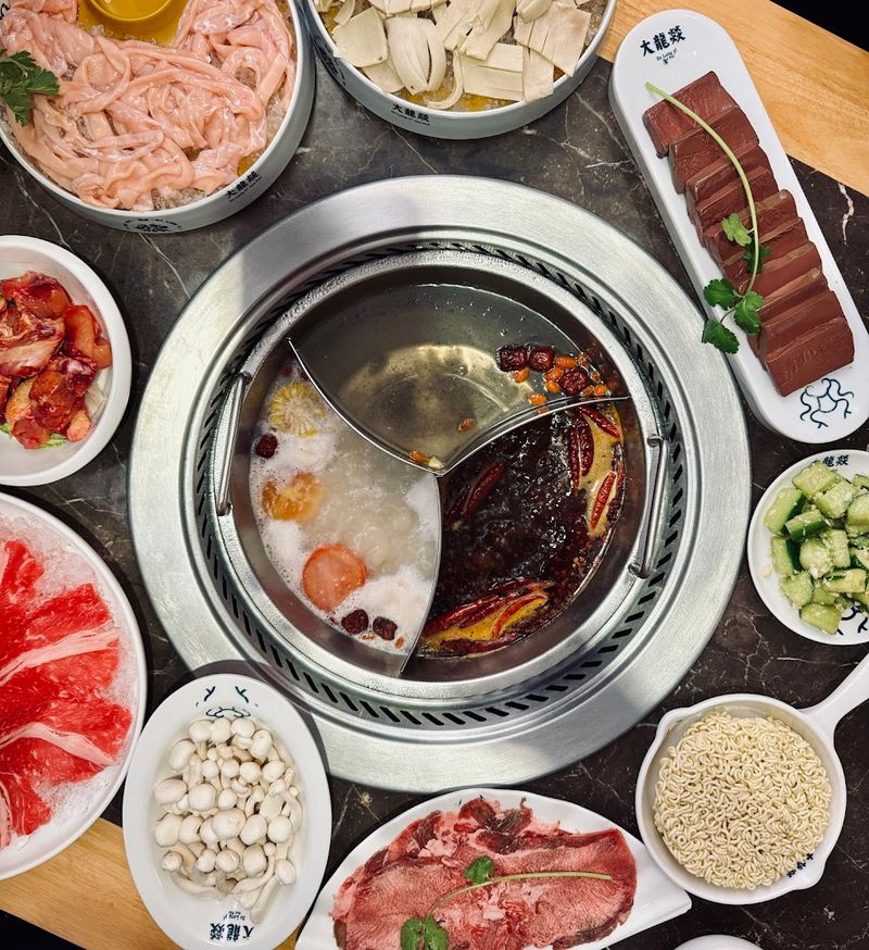 Da Long Yi Hot Pot