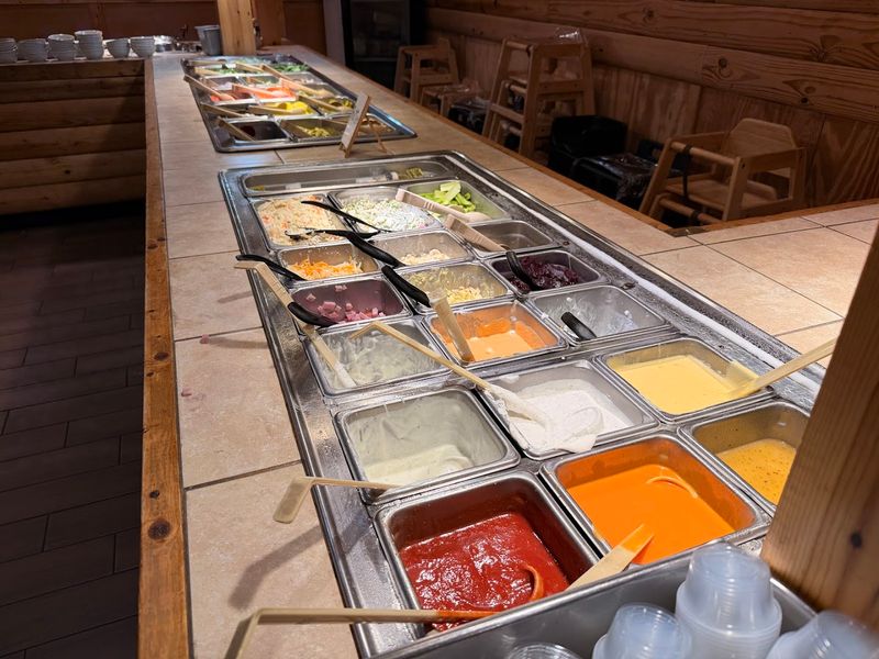 The Soup And Salad Bar Gives You More To Love