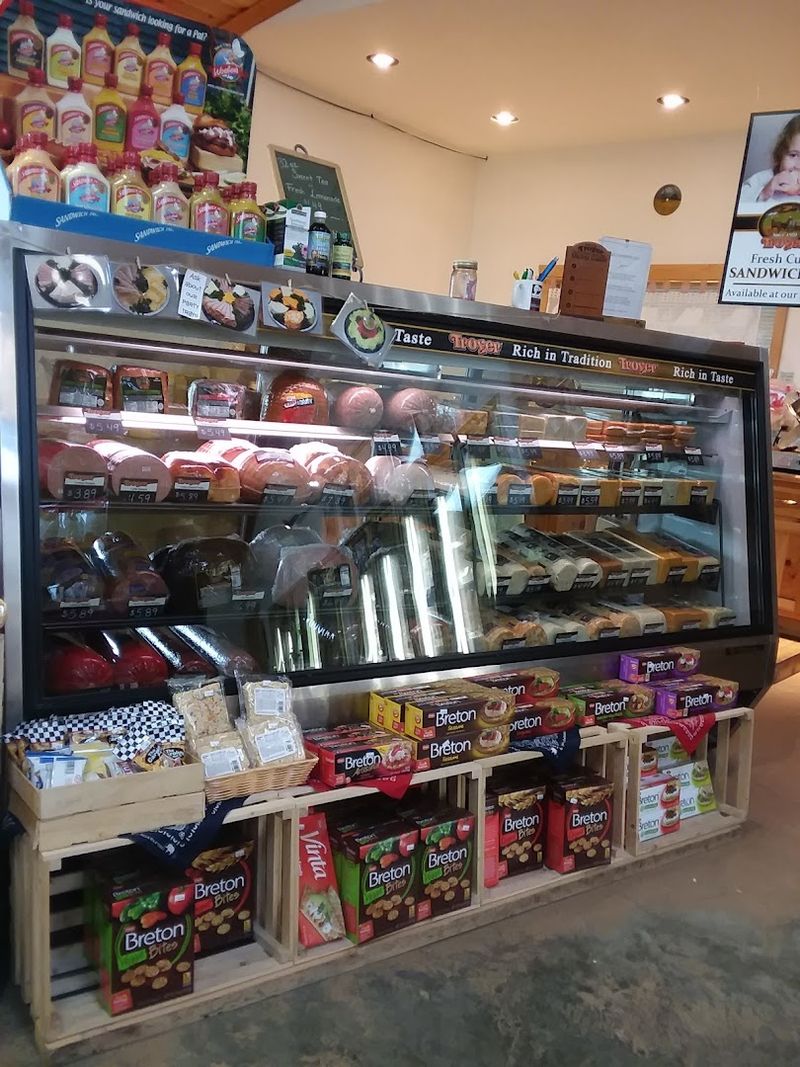 Gourmet Cheese Selections From Amish Country Ohio