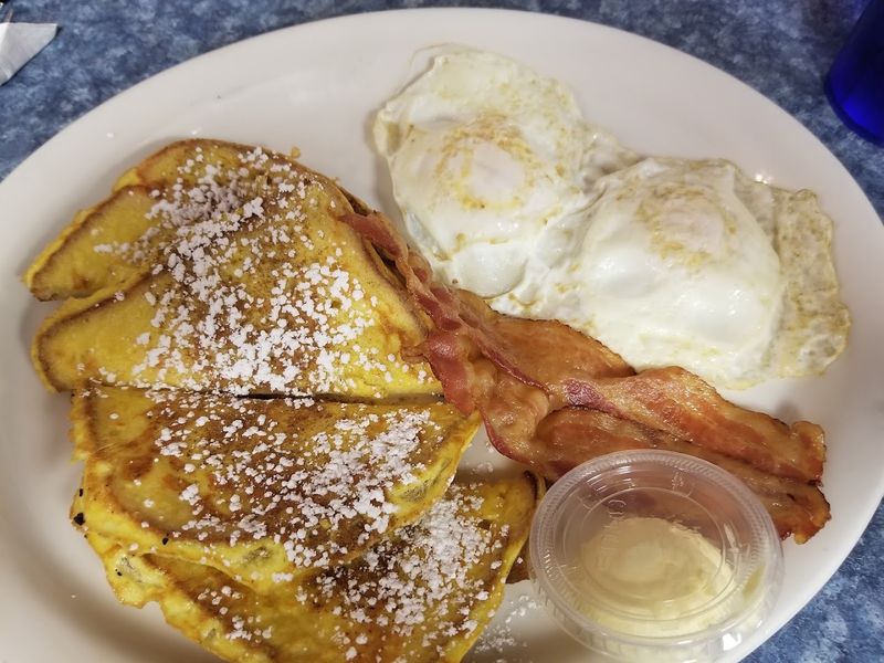 French Toast That Gets Its Own Fan Club
