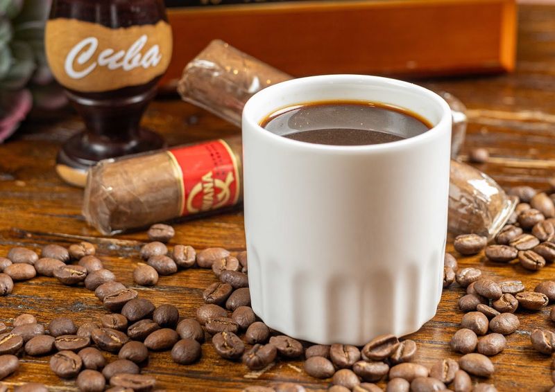 Where Strong Coffee Meets Comforting Breakfast Plates