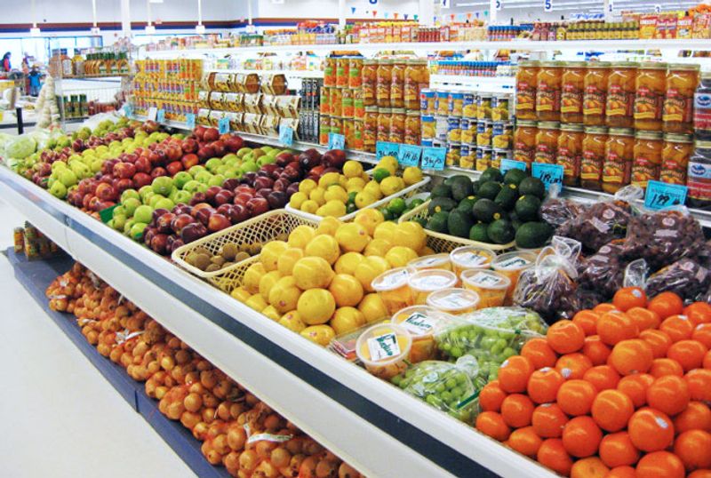 Why This Grocery Outlet Belongs On Your Regular Shopping Route