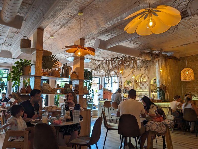 Nearby Family Friendly Dining Choices