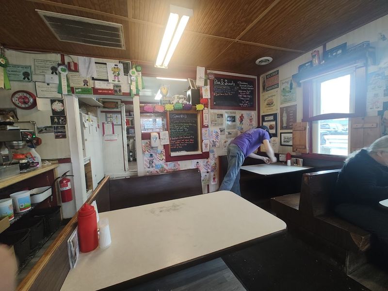 The History Behind Beloved Small City Diners