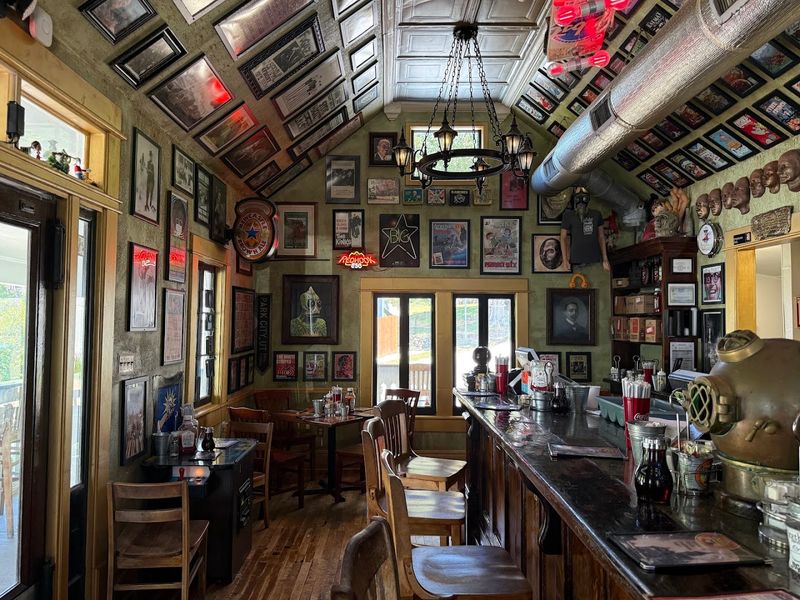 Aretha Frankenstein's, Chattanooga